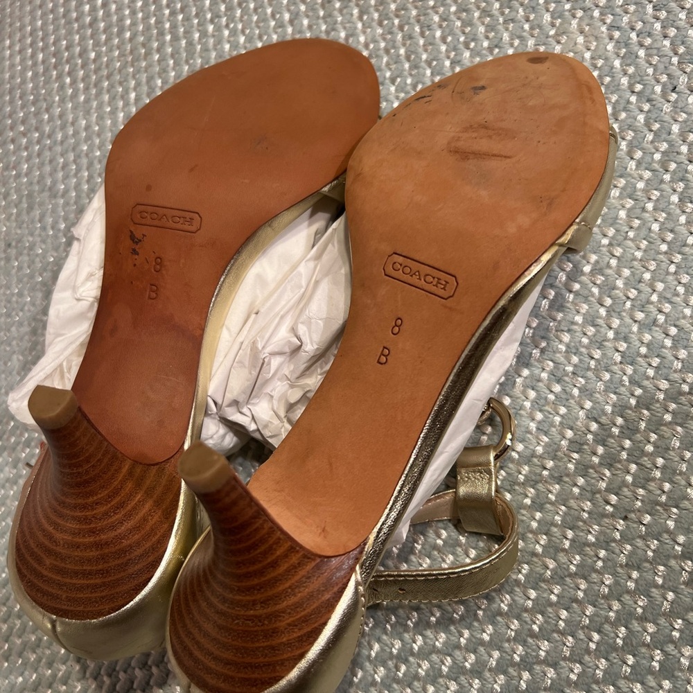 Coach Shoes NWOT (R $219) - Picture 8 of 8